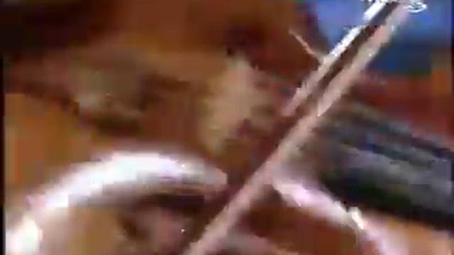 Maxim Vengerov Playing lá Ronde des lutins and Danse du sabre (1994) смотреть онлайн