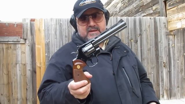 Colt Python en acción: el rey de los revólveres en la revista ARMAS INTERNACIONAL смотреть онлайн