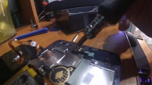 Замена гнезда зарядки телефона Honor 8 - своими руками за 15 минут