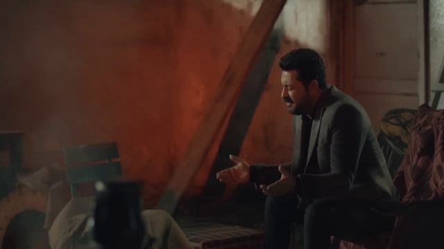 SERKAN KAYA - BU ŞEHRİN GECELERİ - OFFICIAL VIDEO - (Ahmet Selçuk İlkan - Unutulmayan Şarkılar)