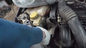 Простая замена ремня генератора Форд Фокус 1.6 ;1.4