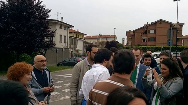 Matteo Salvini a Peschiera Borromeo 8 maggio 2016 смотреть онлайн