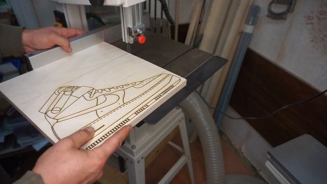Толкатель для циркулярной пилы / Table saw pusher смотреть онлайн