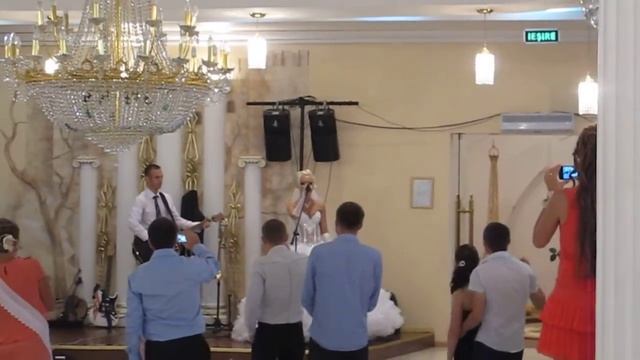 Here without you (в исполнении жениха и невесты) смотреть онлайн