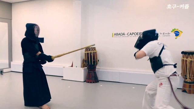 How 'Capoeira' overcomes weapons смотреть онлайн
