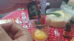 ДЕЛАЮ ОМОЛАЖИВАЮЩИЙ КРЕМ на  ГУСИНОМ ЖИРУ своими руками.