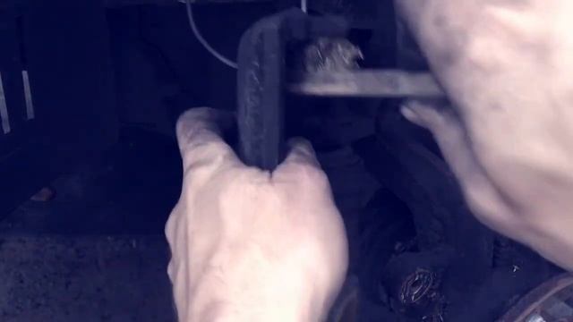FIXFORFREE | Replace disc brakes rotors and pads Ford Fiesta MK5 смотреть онлайн