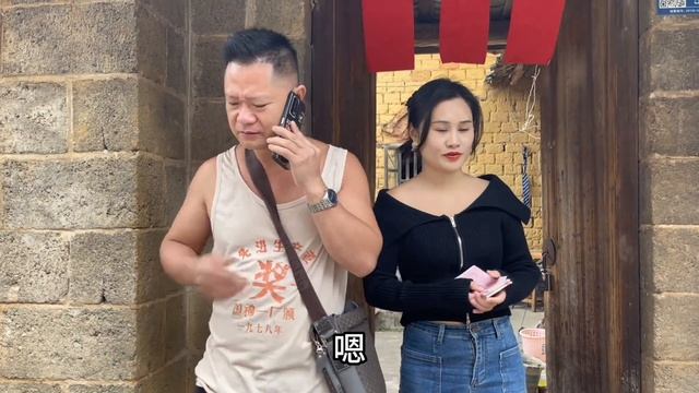 单身多年的破烂佬终于找到女朋友啦