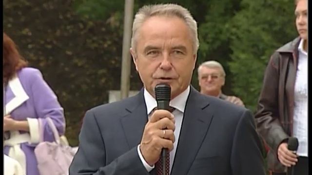 1 сентября. Гимназия "Логос" смотреть онлайн