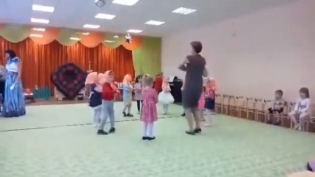Танцы детский сад 30 Иваново смотреть онлайн