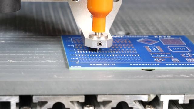 ROBOT DE DOSAGE DE HAUTE PRÉCISION _ HIGH PRECISION DISPENSING ROBOT - TECHNIDOT смотреть онлайн