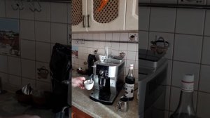 Как приготовить Капучино на кофемашине DeLonghi Magnifica S ECAM 21.117.SB