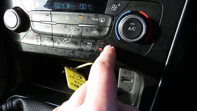 2016 Ford Focus 2.0 TDCI ST-3 Estate - Start up and in-depth tour смотреть онлайн