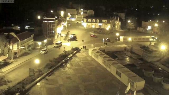 Вебкамера "Площадь Советская". Запись 17.05.2016 22:00:02 смотреть онлайн