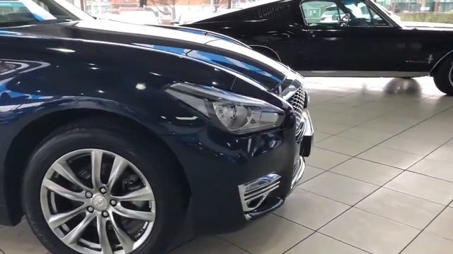 Infiniti Q70 2.2 TD Premium 4dr смотреть онлайн