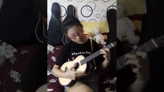 Unboxing Ukulele Paladin (part 2) смотреть онлайн