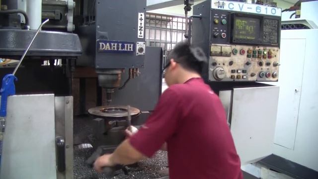 Как это сделано? Двухсоставные диски на заводе HPB (High Performance Brakes) смотреть онлайн