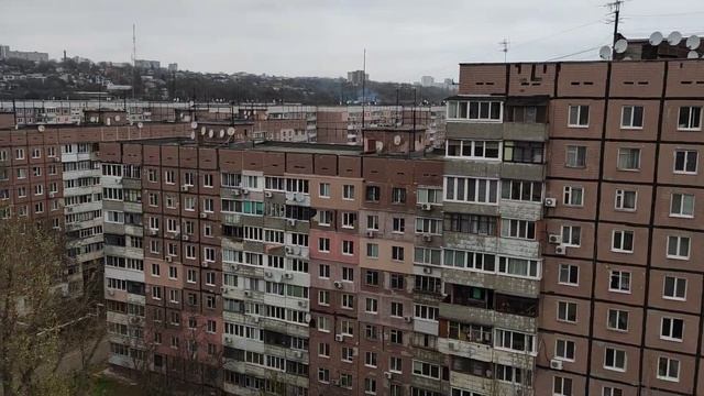 Чудом снял сломанный лифт | Лифты-"залипайки" КМЗ, Г/П 320 кг, V=1 м/сек (г. Днепропетровск) смотреть онлайн