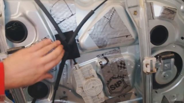 Шумоизоляция передних дверей Hyundai IX55 Veracruz смотреть онлайн