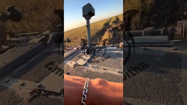 Эвакуация уничтоженной БРЭМ-1 ВСУ на Запорожском напр/Evacuation of destroyed AFU BREM-1
