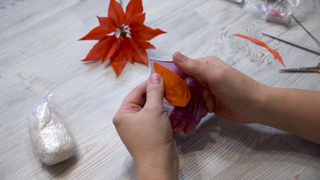 Мастер-класс/Флористика/Полимерная глина/Пуансеттия смотреть онлайн