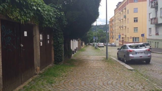 Нравится ли мне быть "русской" в Чехии? | Olinka смотреть онлайн