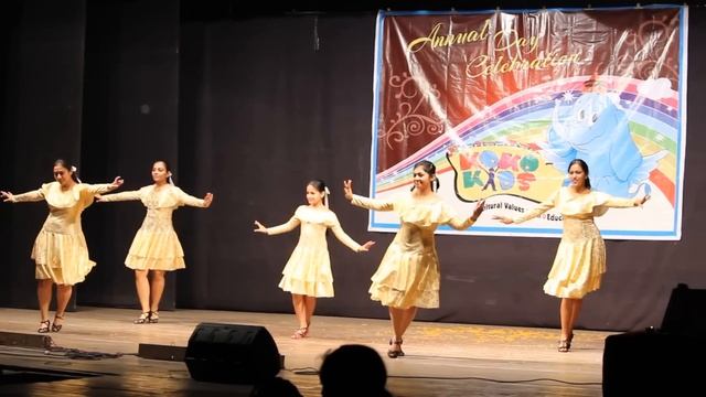 Rumba Couple and Samba Girls! смотреть онлайн