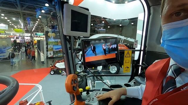 кормоуборочные комбайны RSM F 2650 и 1300 смотреть онлайн