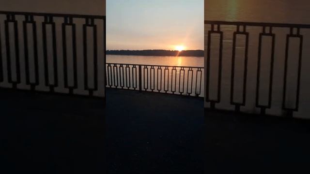Пермский край - набережная курорта Усть-Качка. Гуляем с супругой, снимаем видео. смотреть онлайн