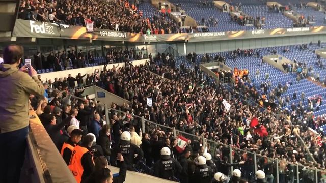 Ajax Amsterdam Fans singing Bob Marley's "Three Little Birds" after game against Schalke 04 смотреть онлайн