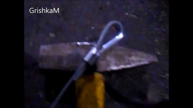 Ремонт ворот гаража Замена оборванных тросов. Легко-ли разломать секционные ворота??? смотреть онлайн