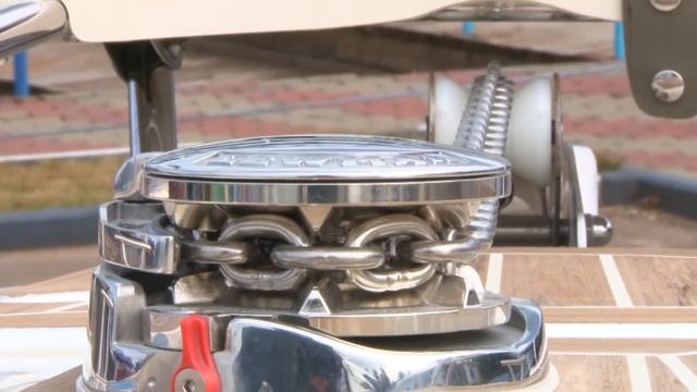 Якорная лебедка на катере Enigma 590 HT (1:24 мин) смотреть онлайн