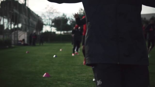 Амкар на сборах. Тренировка физики. смотреть онлайн