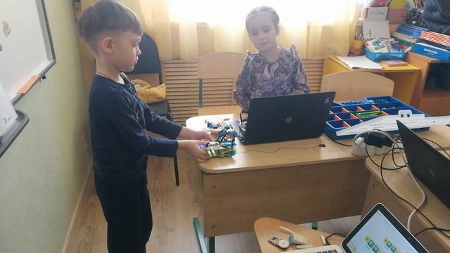 робот паук.mp4 смотреть онлайн