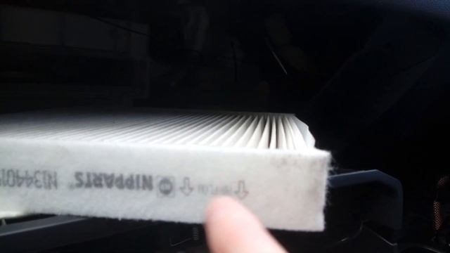 Замена салонного фильтра HONDA FIT SHUTTLE / FIT