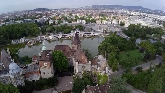 Vajdahunyad Castle, Budapest смотреть онлайн
