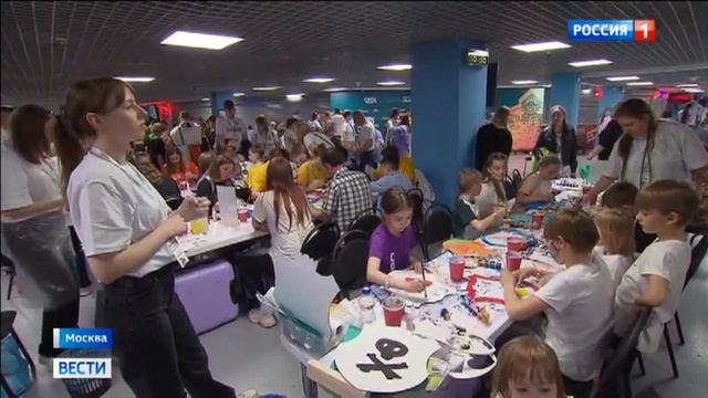 В Москве прошел полуфинал конкурса «Это у нас семейное» смотреть онлайн