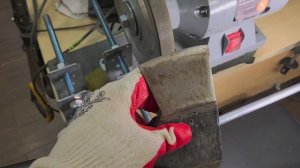 3 СПОСОБА ЗАТОЧКИ ТОПОРА. Как правильно заточить топор?