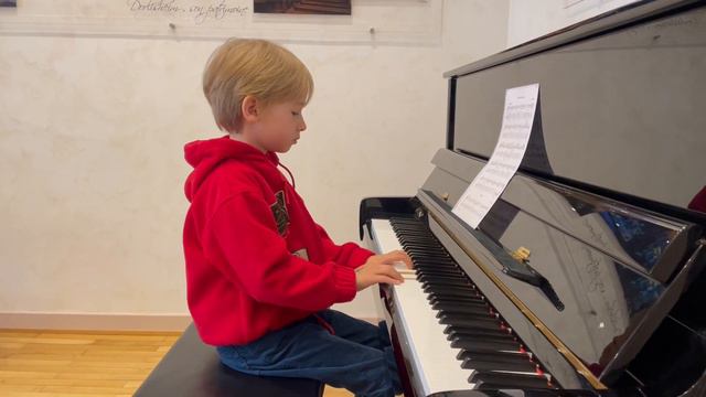 LEV PIANO | The Puppet Waltz - Edison Denisov | "Ляльковий вальс" (Денисов Е.) смотреть онлайн