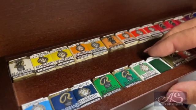 Обзор акварельных красок премиум класса. Или акварель которую я рекомендую. смотреть онлайн