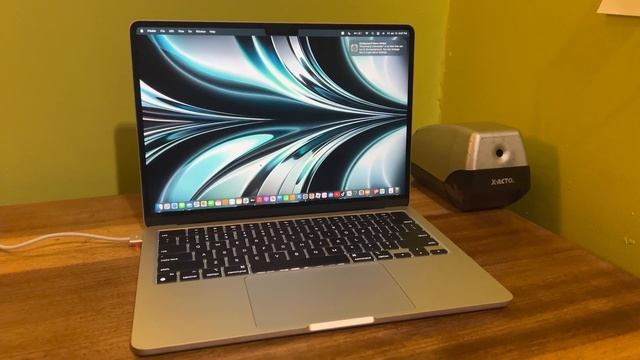 MacBook Air M2(Silver): Charging & Discharge By Magsafe 3