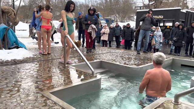 Orthodox Epiphany ? Cute Lady’s ?on Ice Bath? 2022 смотреть онлайн