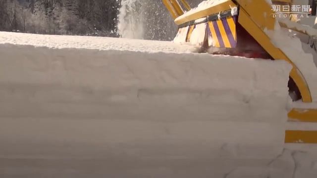 Дальность отброса снега и работа шнекоротора (снегоуборочный ротор) смотреть онлайн