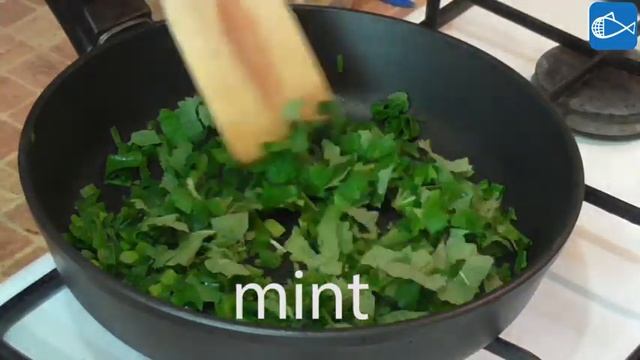 Осетр с горохово-мятным пюре