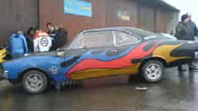 V8 Opel Rekord C Coupe смотреть онлайн
