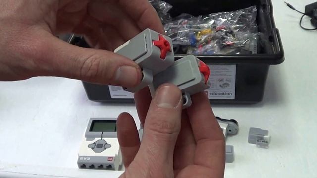 Образовательный набор LEGO MINDSTORMS EV3| Что внутри? смотреть онлайн