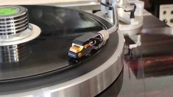 AUDIO-TECHNICA  AT-150EA/G