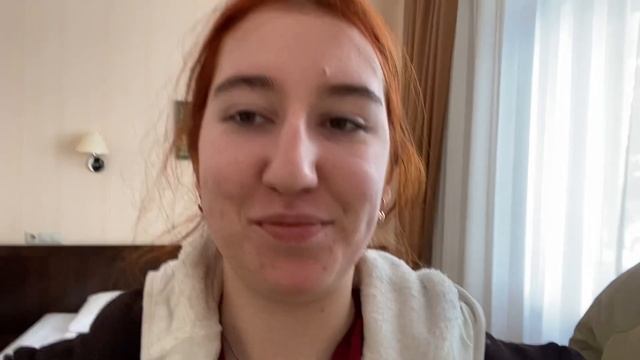 Впервые катаюсь на лыжах / РОЗА ХУТОР , горки город смотреть онлайн