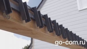 Установка поворотных жалюзи на крышу перголы