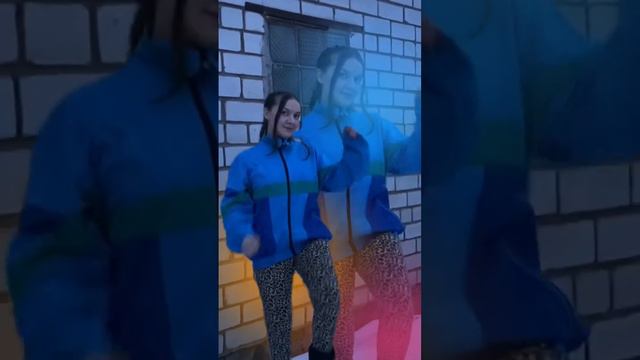 Ты на дискотеке с универсамовскими. Слово пацана.Танцы смотреть онлайн